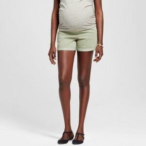 Liz Lange Maternity Over the Belly Cuffed Jean Shorts sz M